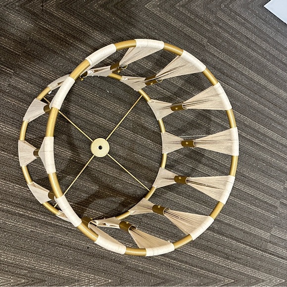 Pendant Light - Picture 6 of 10